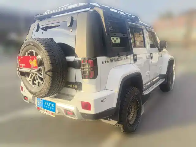 BAIC ORV Beijing Offroad BJ40 2018 PLUS 2.0T Auto 4WD Urban Hunter Edition — фото 2