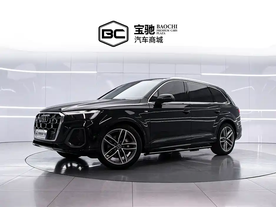 Audi Q7 2025 45 TFSI quattro S line Sport