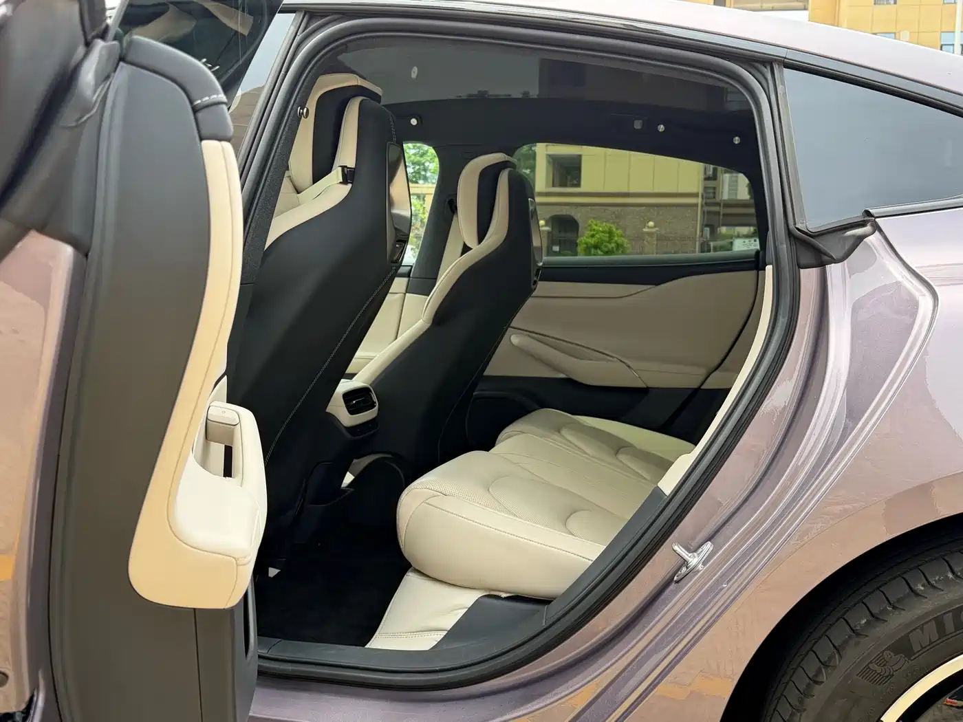 Xiaomi Auto Xiaomi SU7 2024 RWD Ultra Long Range Advanced Smart Driving Pro Edition фото 7