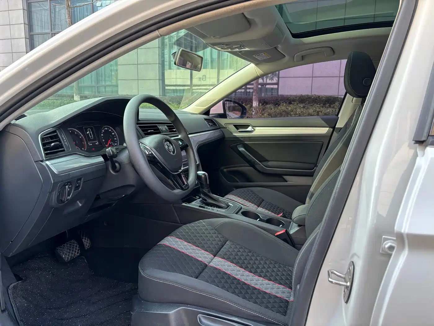 Volkswagen Lamando 2019 230TSI DSG Fashion Edition China VI фото 5