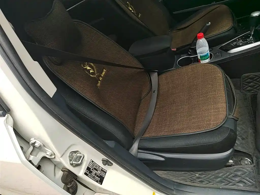 Toyota Levin 2014 1.6G CVT Elite Edition фото 25
