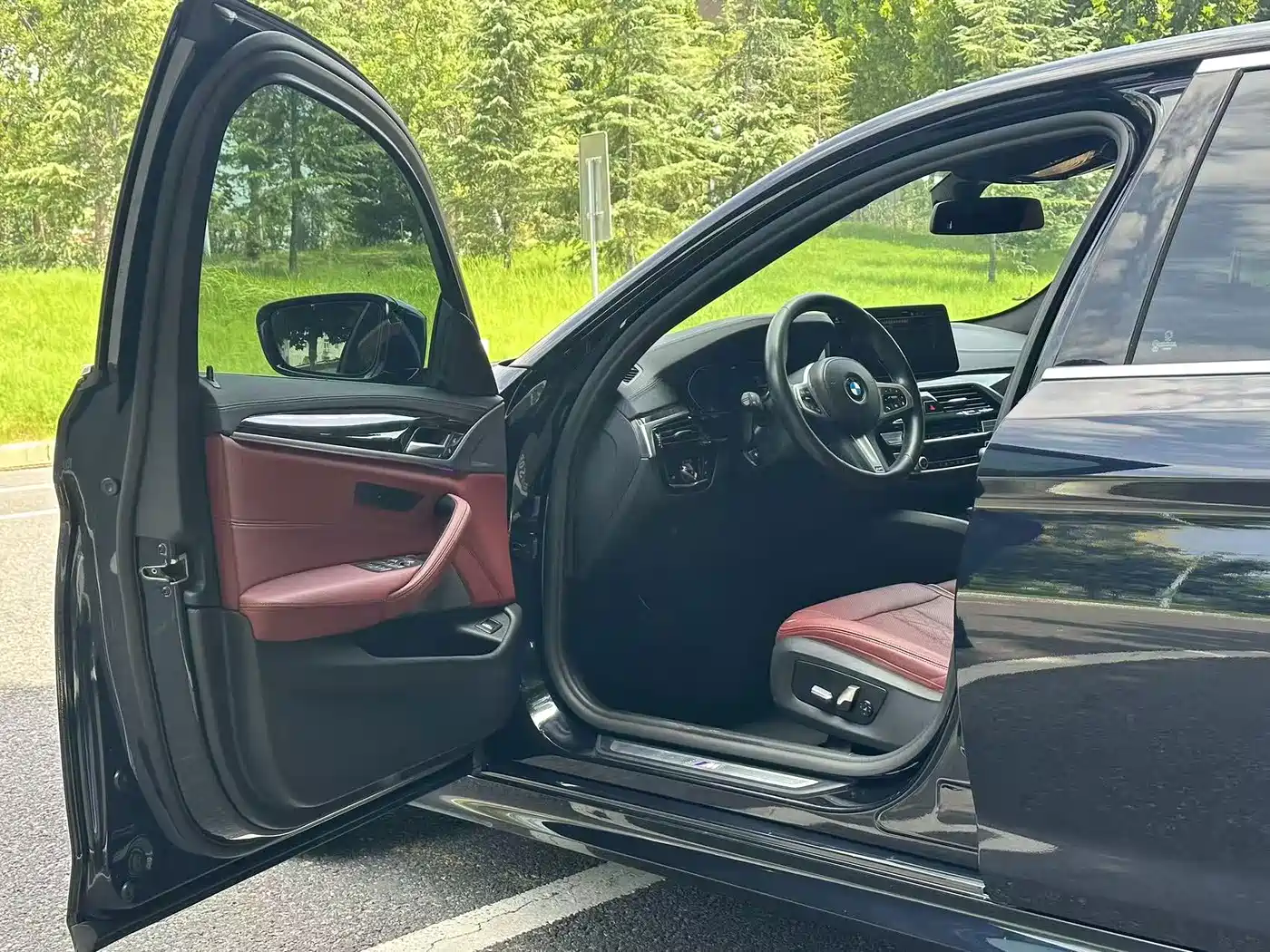 Фото 3 - BMW 5 Series