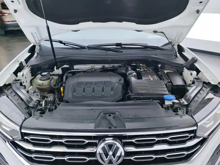 Volkswagen Tayron 2021 330TSI 2WD Luxury Smart Connect Edition фото 10