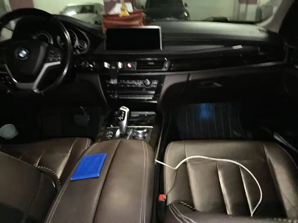 Photo 12 - BMW X5 (Import)