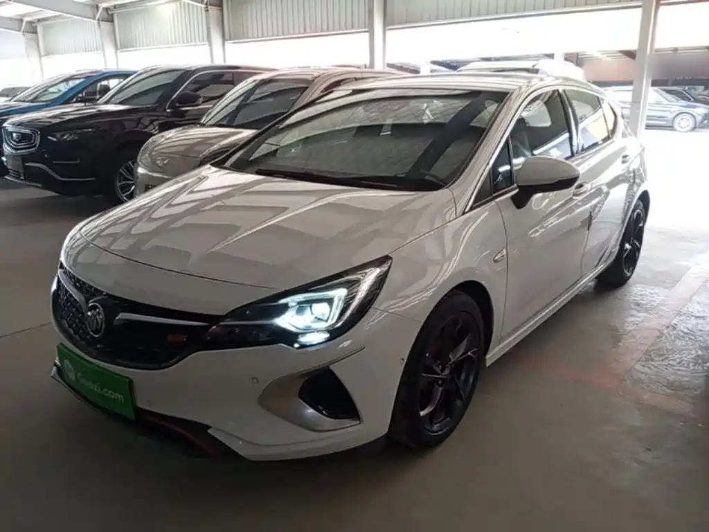 Фото 1 - Buick Verano