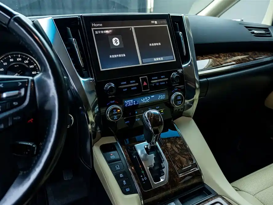 Toyota Alphard 2021 Hybrid 2.5L Luxury фото 14