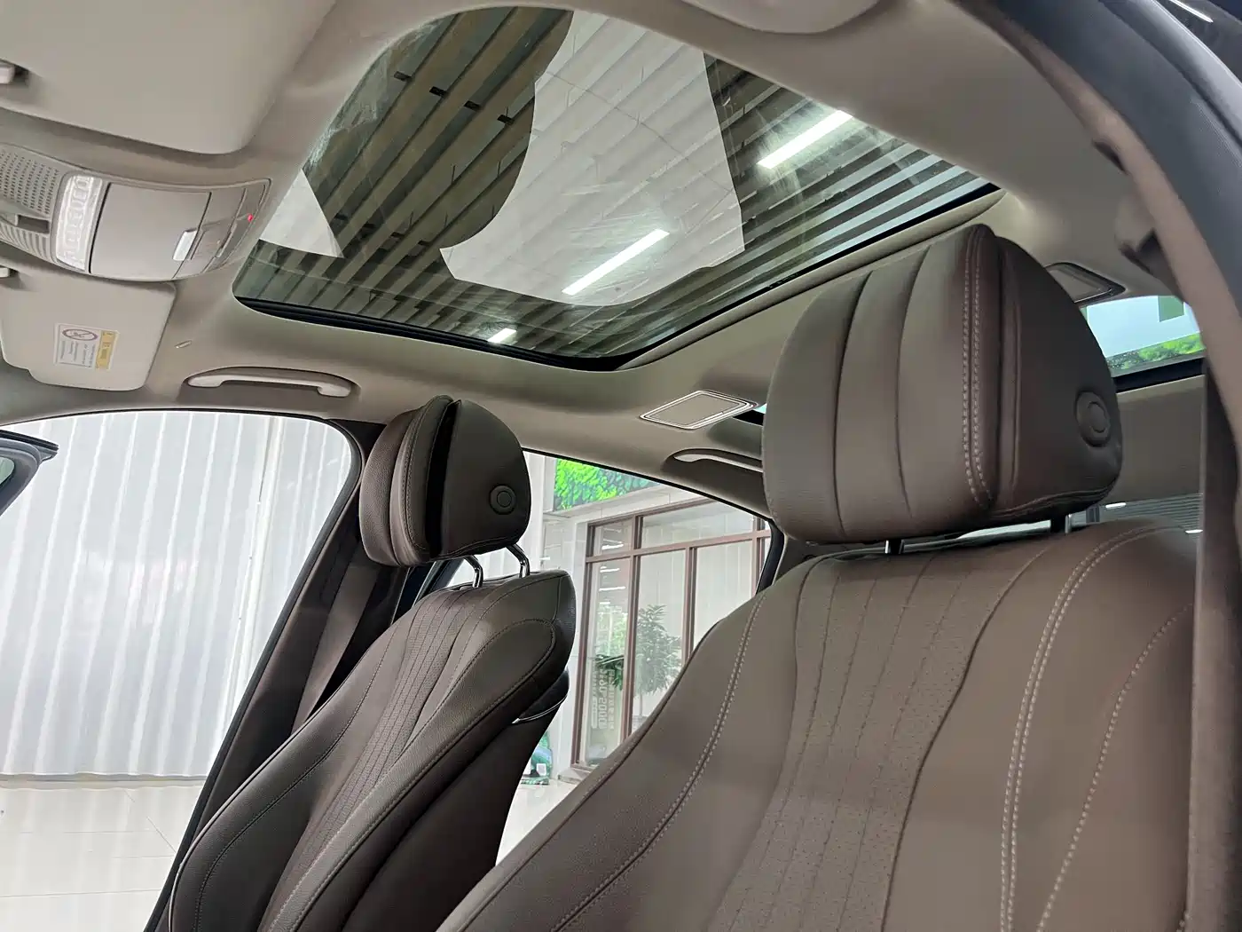 Mercedes-Benz E-Class 2021 E 300 L Fashion фото 10