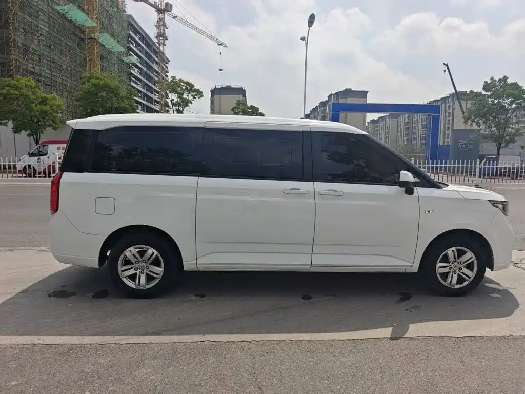 Фото 24 - Wuling Motors Wuling Journey