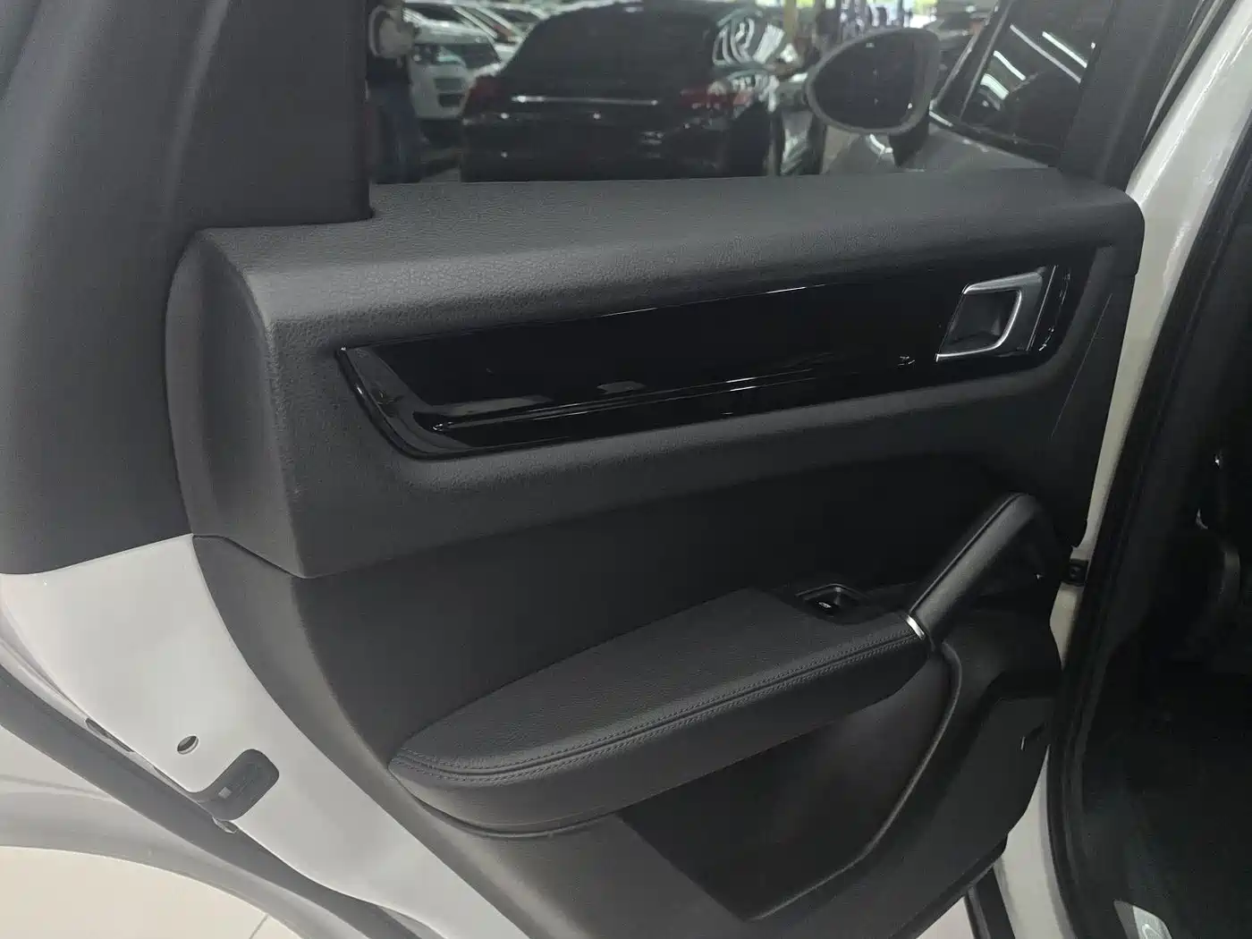 Porsche Cayenne 2018 Cayenne 3.0T фото 9