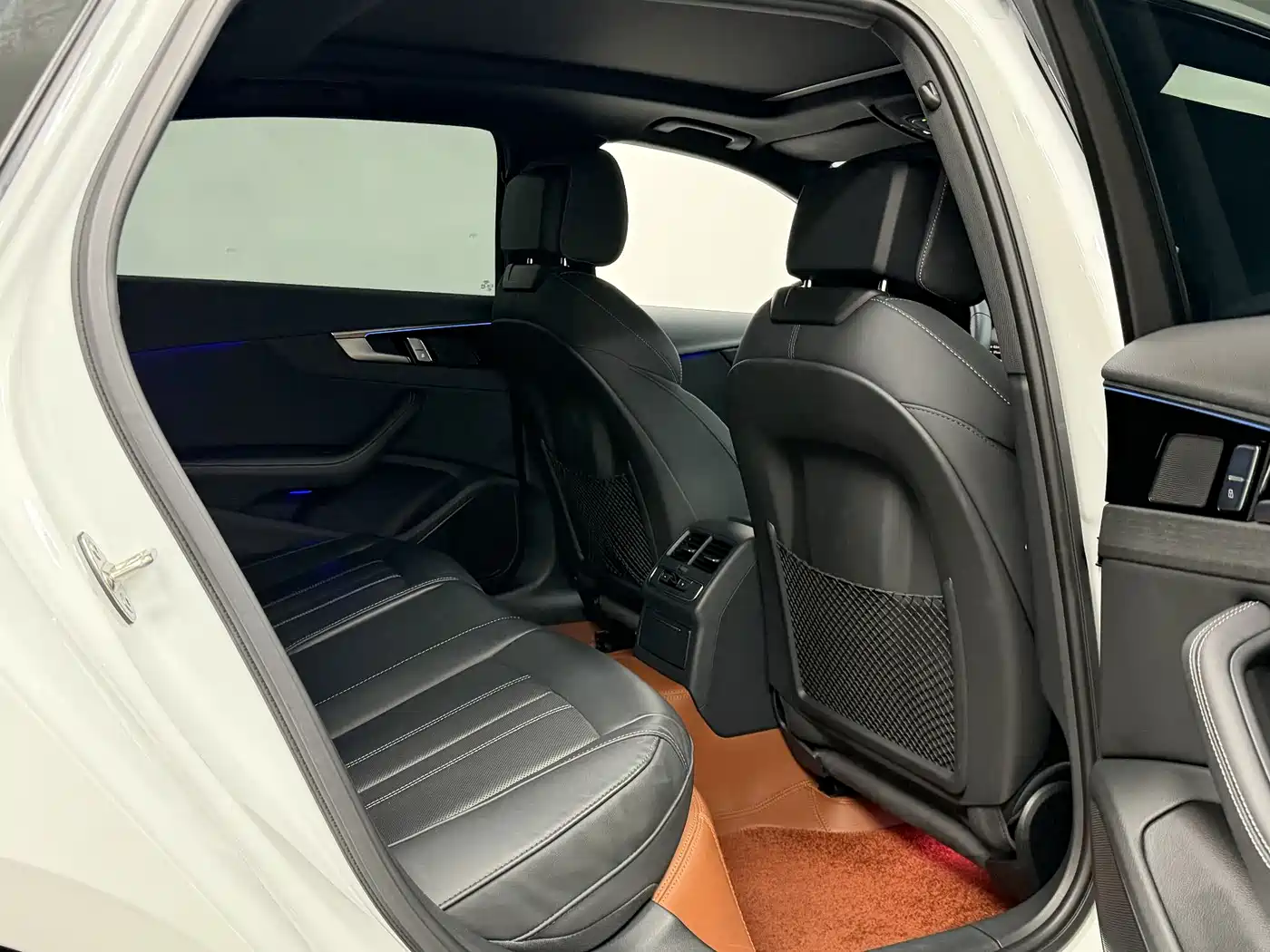 Audi A4L 2024 40 TFSI Luxury Dynamic фото 13
