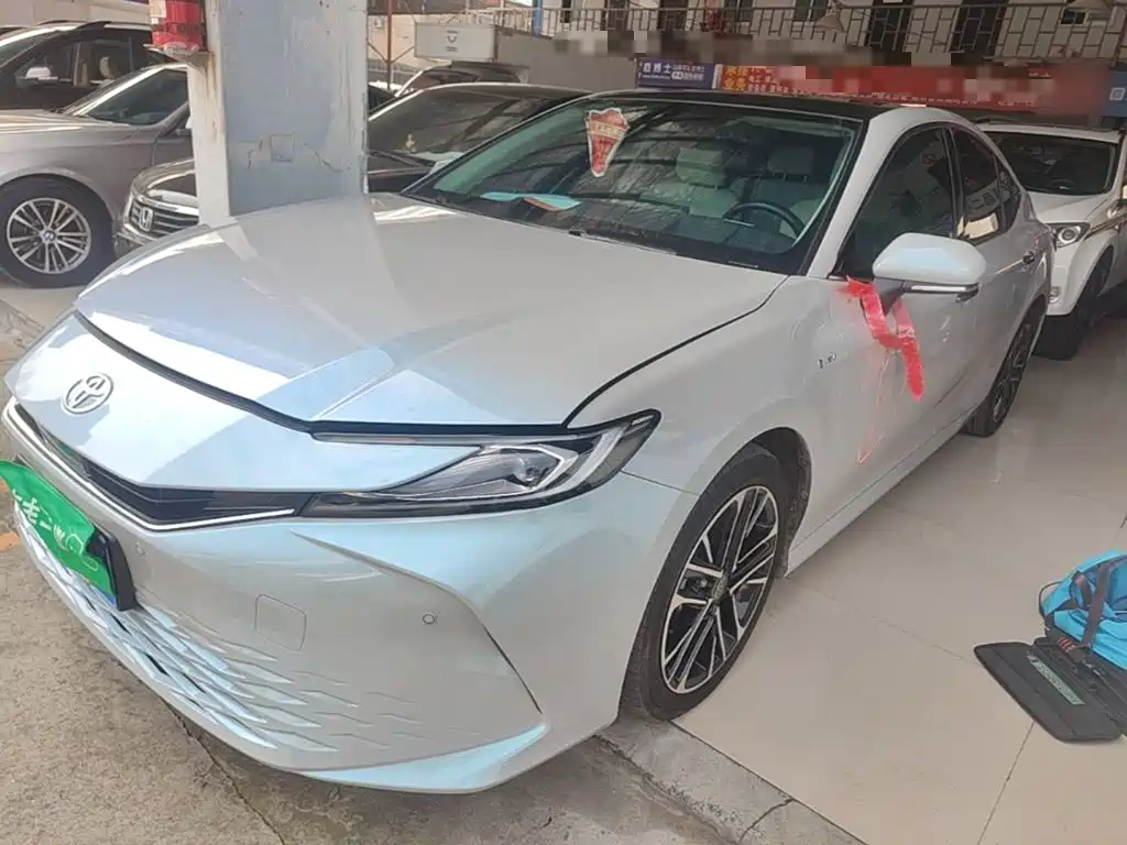 Photo 1 - Toyota Camry