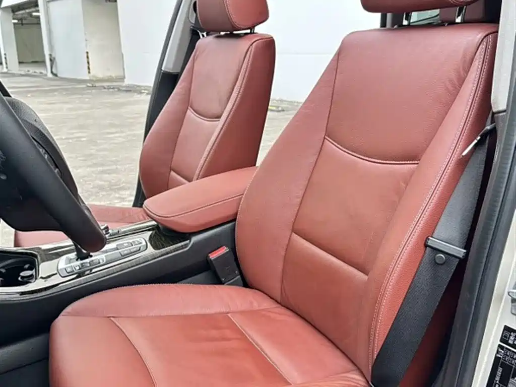 BMW X3 (Import) 2013 Facelift xDrive20i Luxury фото 8