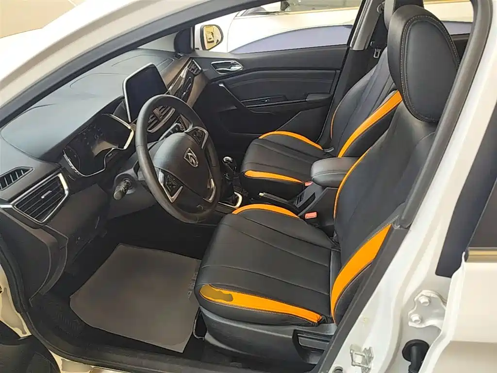 Baojun 310 2017 2016 1.2L Manual Luxury Type