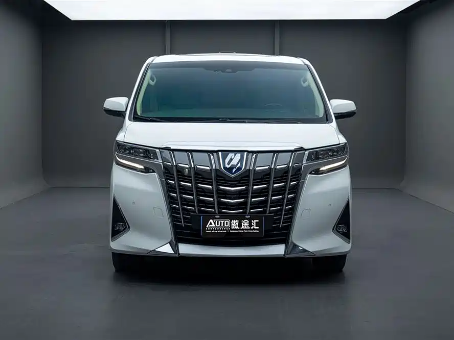 Toyota Alphard 2021 Hybrid 2.5L Luxury фото 2