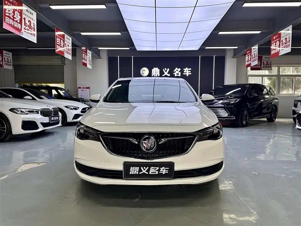 Buick Excelle 2021 Exemplar 1.5L Auto Elite фото 2