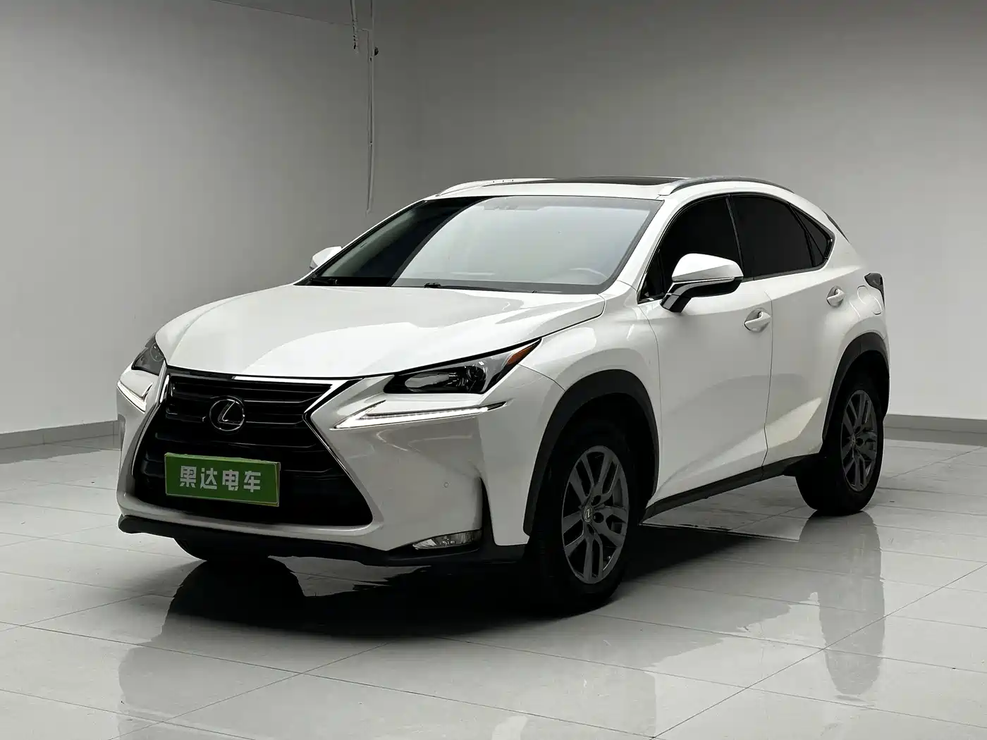 Lexus NX 2015 — пригон из Китая