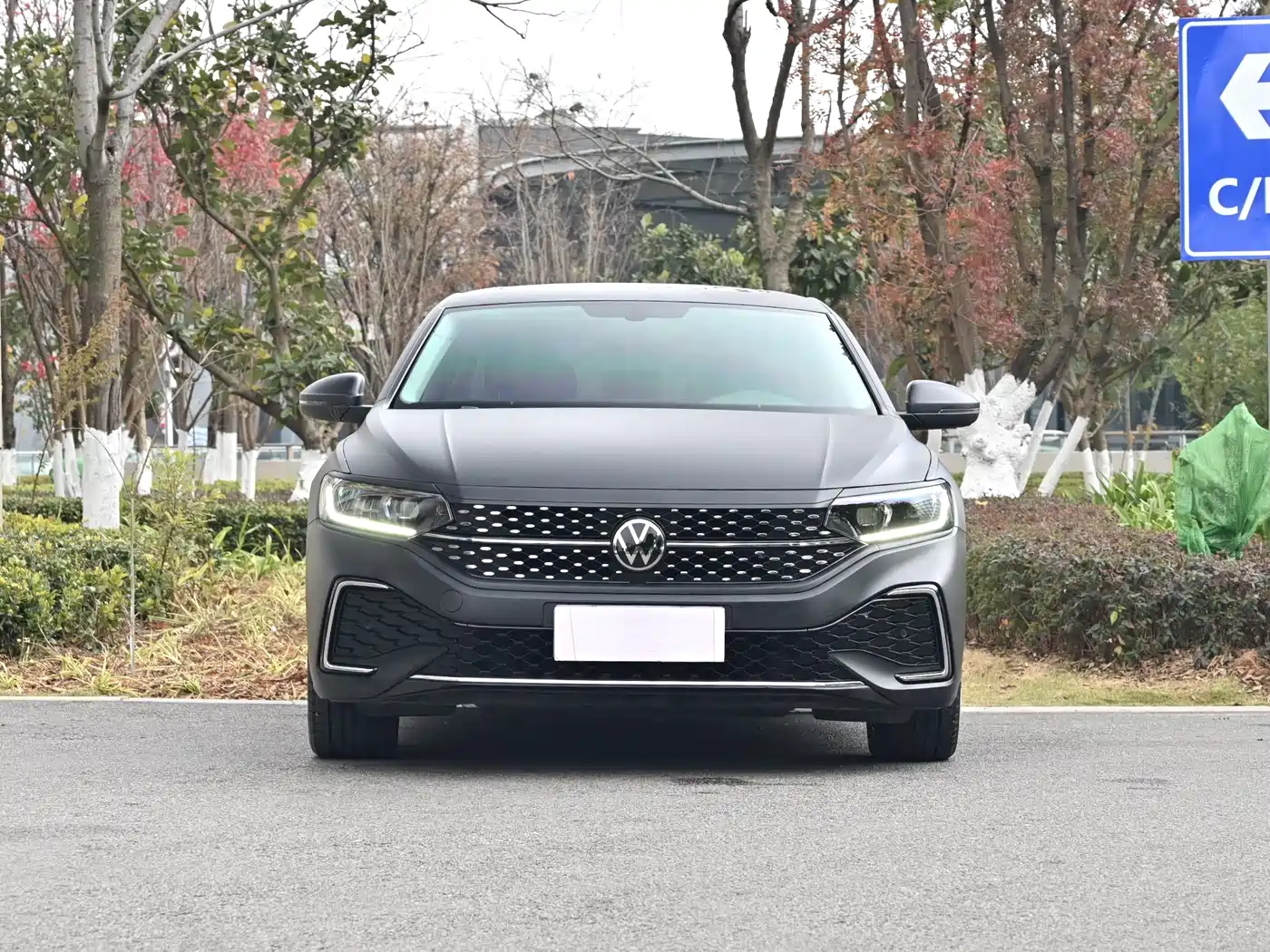 Volkswagen Passat 2024 Model 380TSI Starlight Elite фото 2