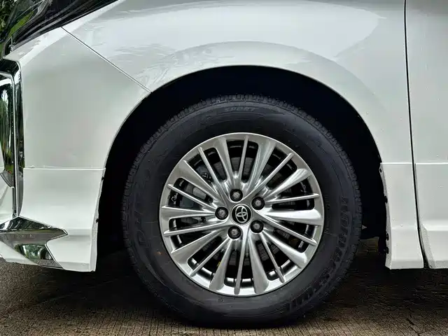 Toyota Alphard 2021 Hybrid 2.5L Luxury — фото 5
