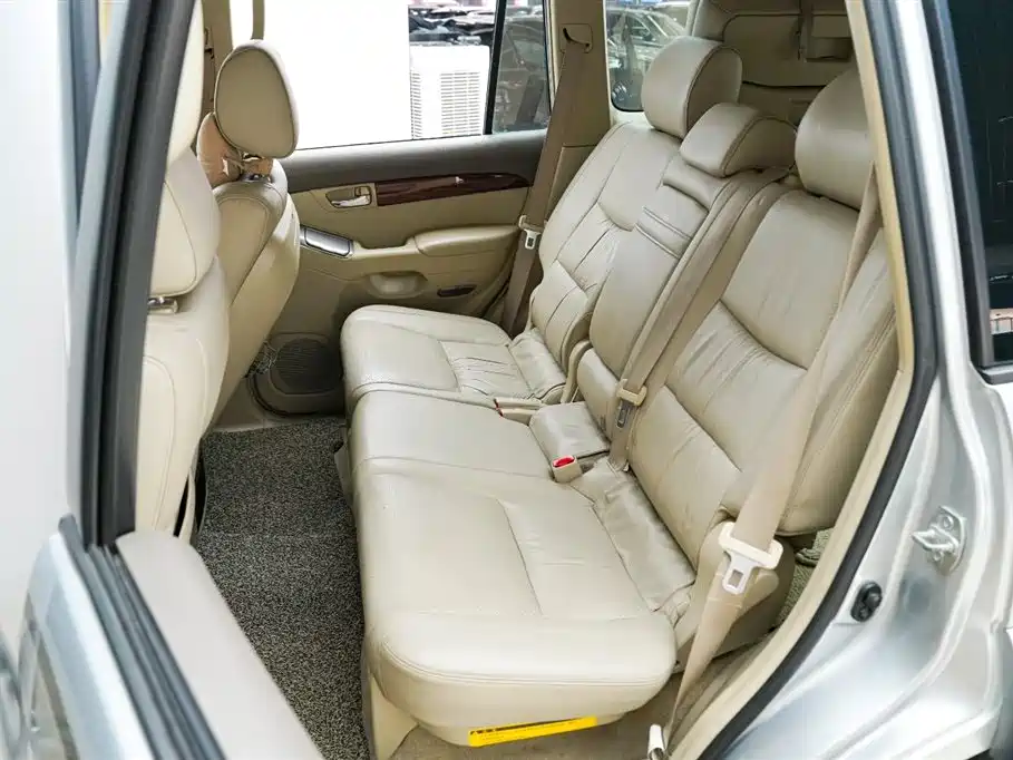Toyota Prado 2006 4.0L Automatic VX NAVI Edition фото 4