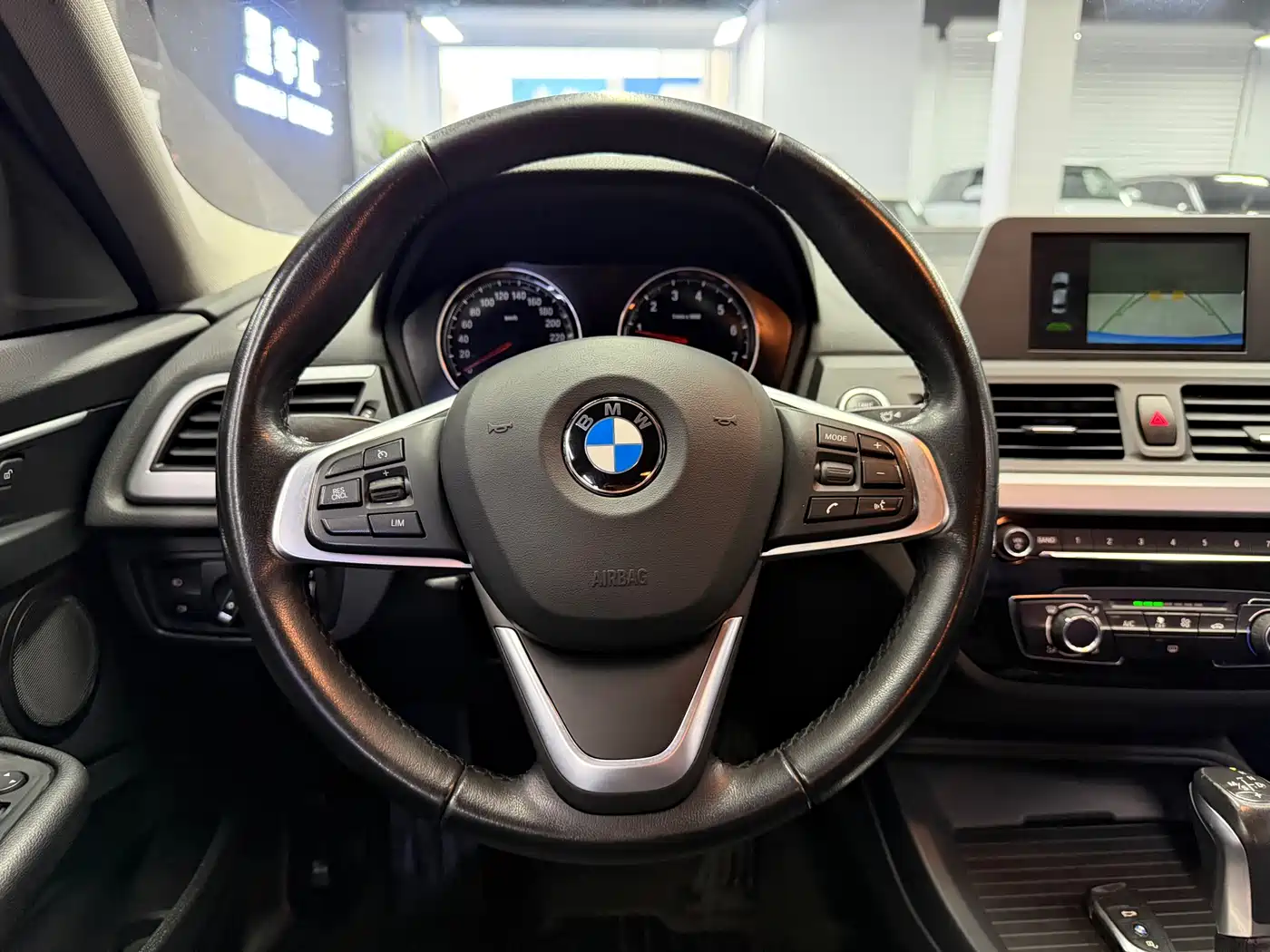 BMW 1 Series 2018 118i Fashion Edition фото 8