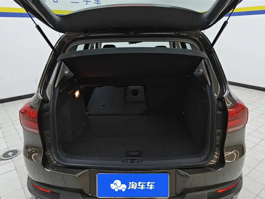 Volkswagen Tiguan 2016 280TSI Automatic 2WD Silk Road Fashion Edition фото 4