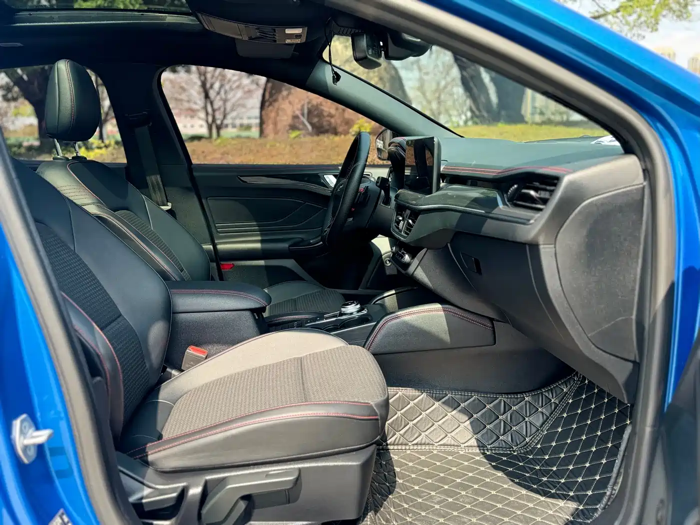 Ford Focus 2021 2021 Hatchback EcoBoost 180 Automatic ST Line