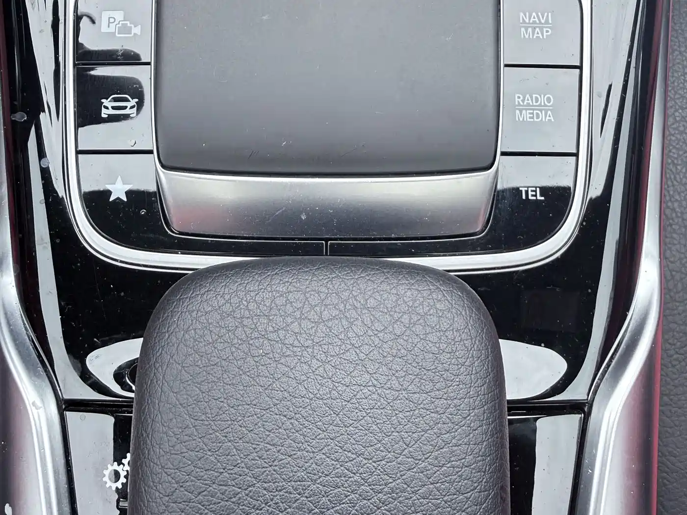 Mercedes-Benz A-Class AMG 2019 AMG A 35 L 4MATIC фото 8