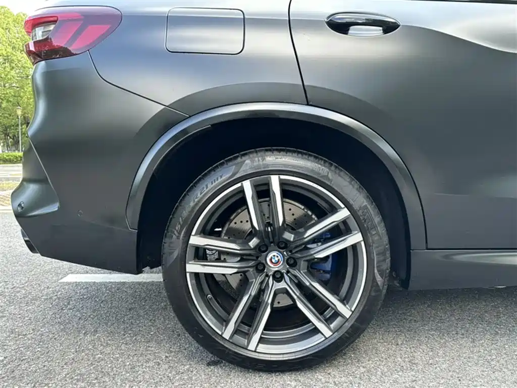 BMW X5 M 2022 X5 M фото 16