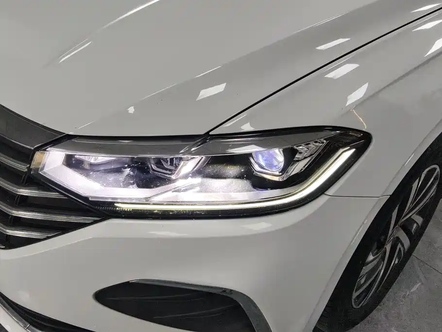 Фото 5 - Volkswagen Lavida