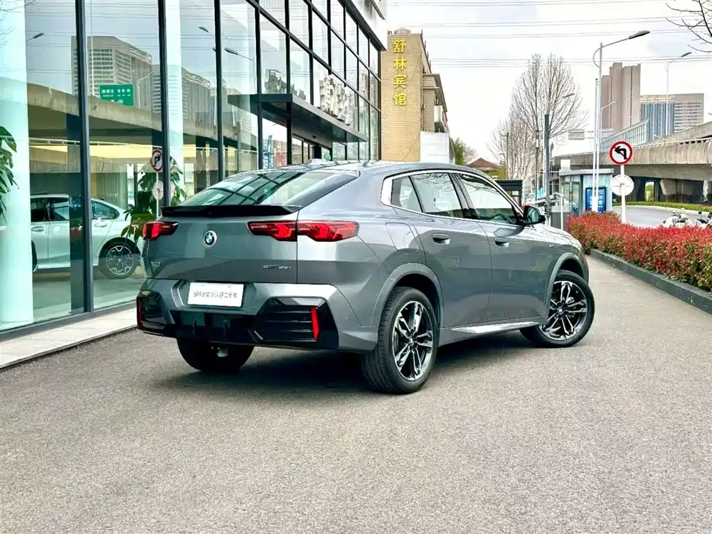 BMW X2 (Import) 2024 sDrive25i M Sport Package фото 3