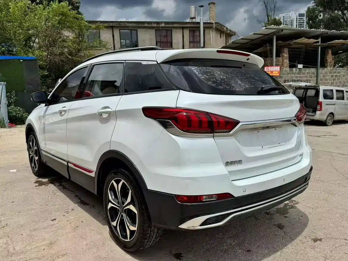 BAIC Beijing X5 2021 2020 1.5T CVT New Smart Edition China V