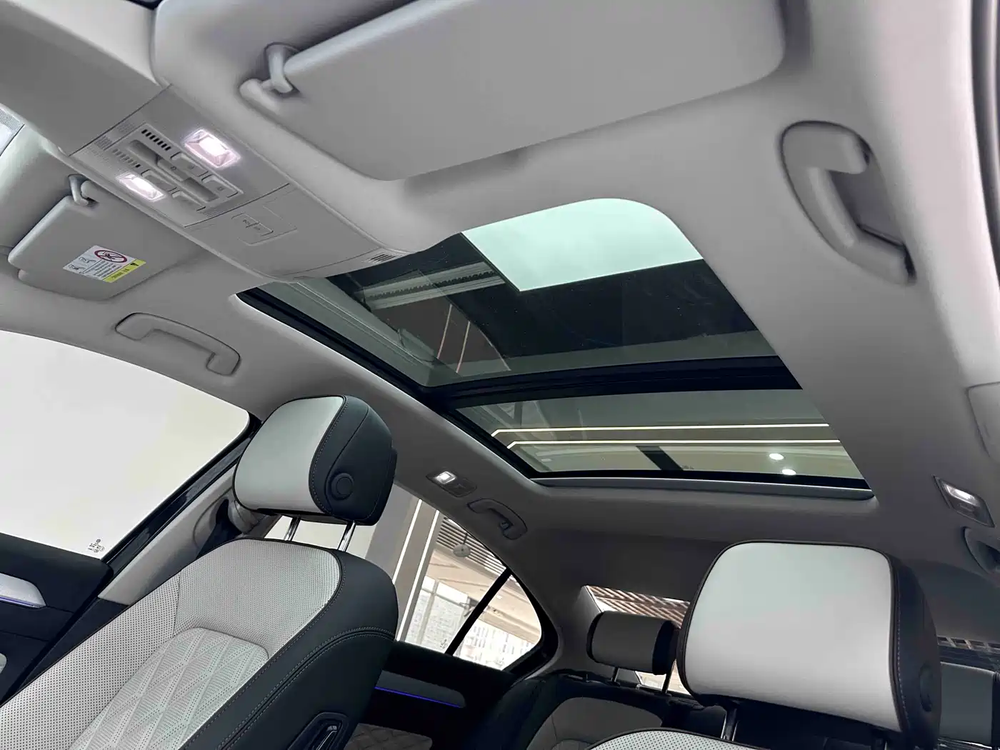 Volkswagen Magotan 2025 Facelift Public Edition 330TSI DSG Luxury фото 12