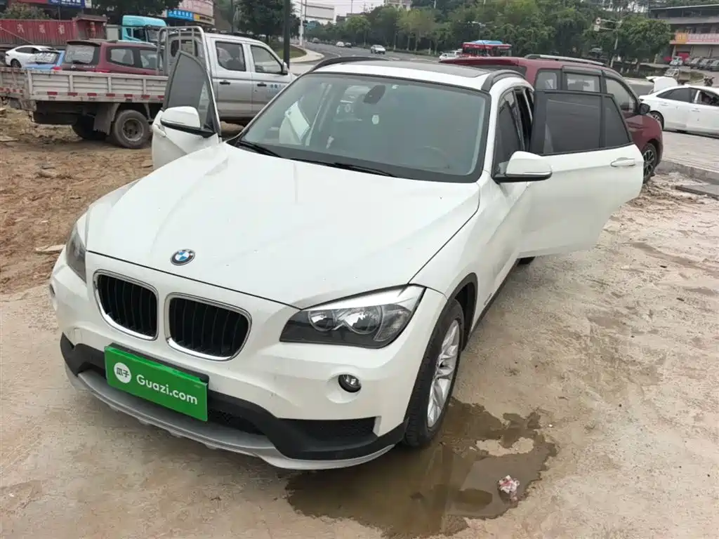 BMW X1 2015 Model sDrive18i Fashion Advanced Edition
