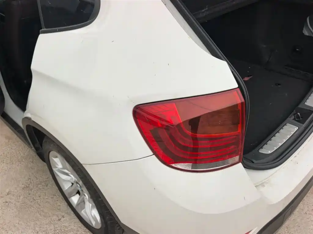 BMW X1 2015 Model sDrive18i Fashion Advanced Edition фото 5