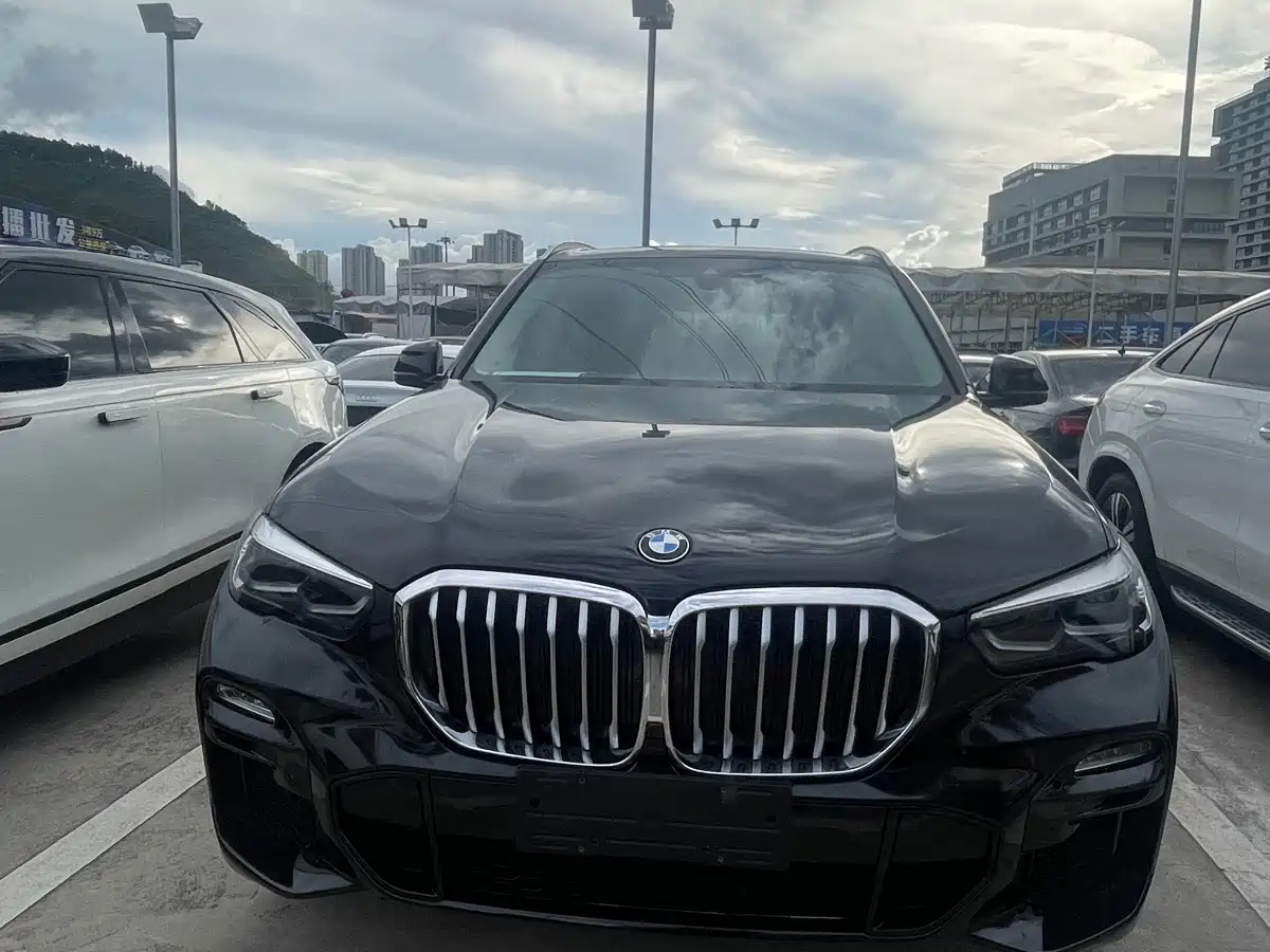 Фото 2 - BMW X5 (Import)