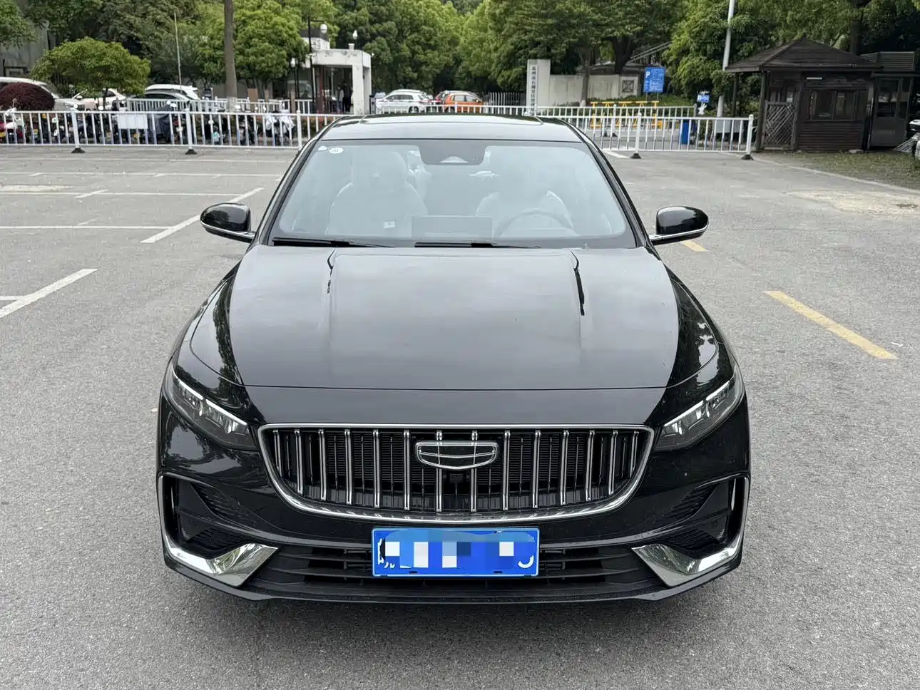 Фото 2 - Geely Preface