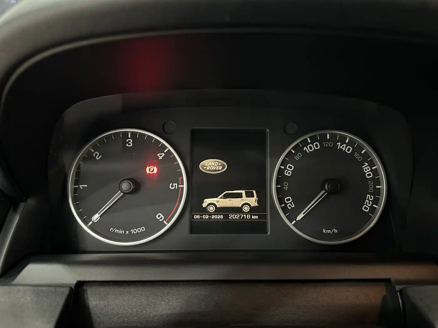 Land Rover Discovery 2015 3.0 SDV6 HSE Diesel фото 6
