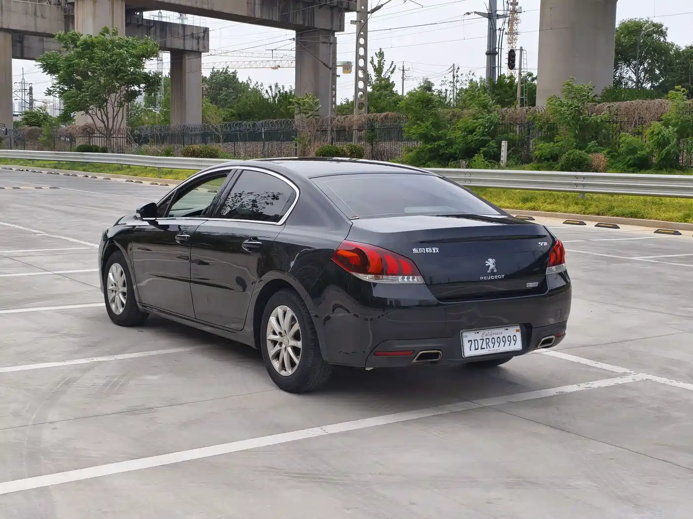 Peugeot 508 2015 1.6THP Auto Comfort Edition фото 6
