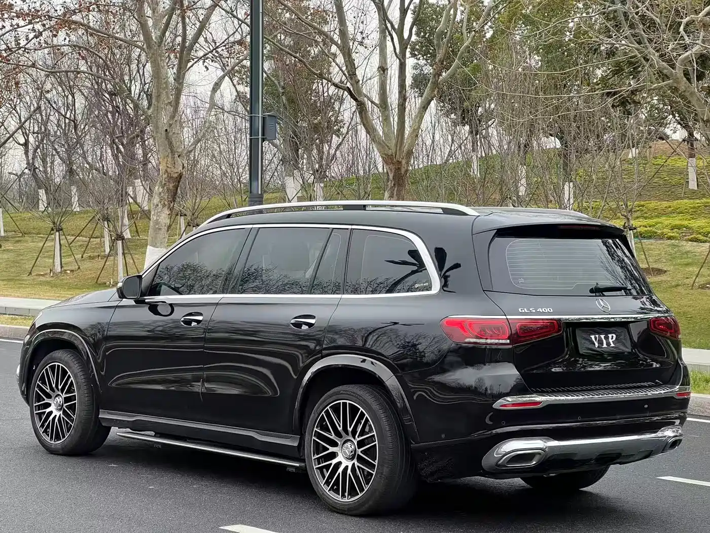 MERCEDES-BENZ GLS