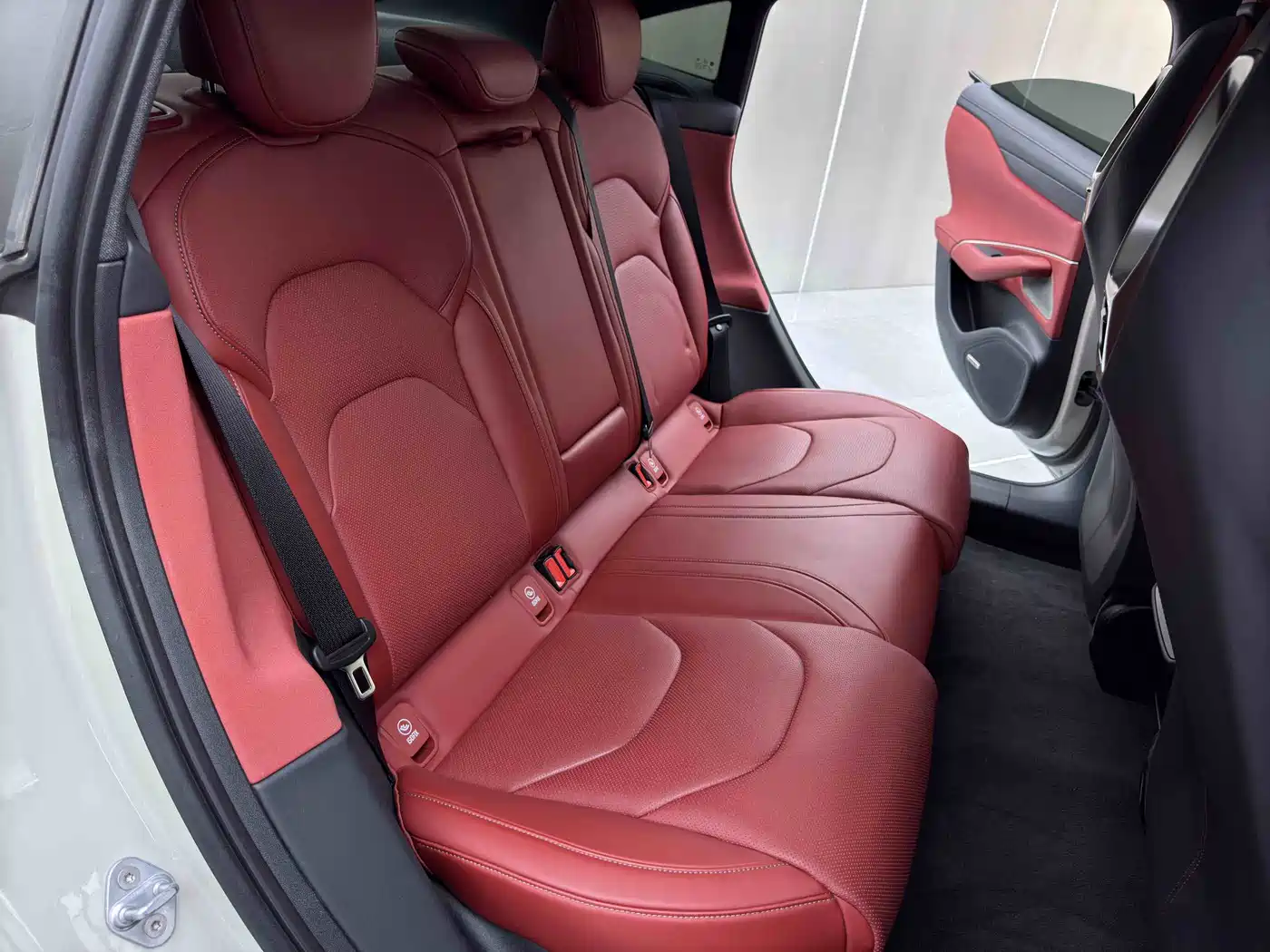 Xiaomi Auto Xiaomi SU7 2024 RWD Ultra Long Range Advanced Smart Driving Pro Edition фото 20