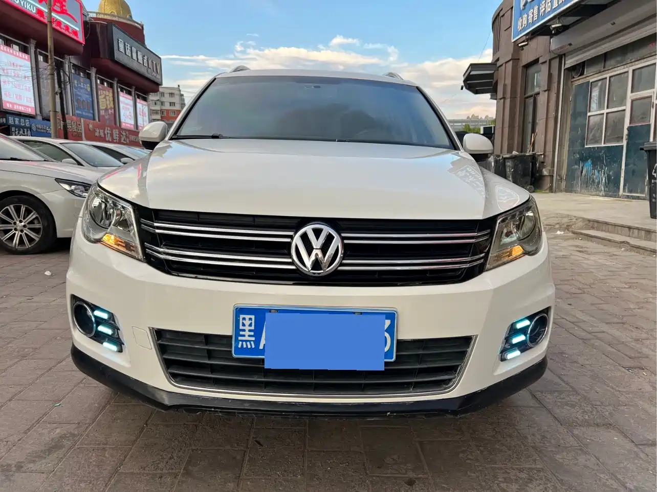 Volkswagen Tiguan 2012 1.8TSI Automatic 4WD Trend Edition фото 2