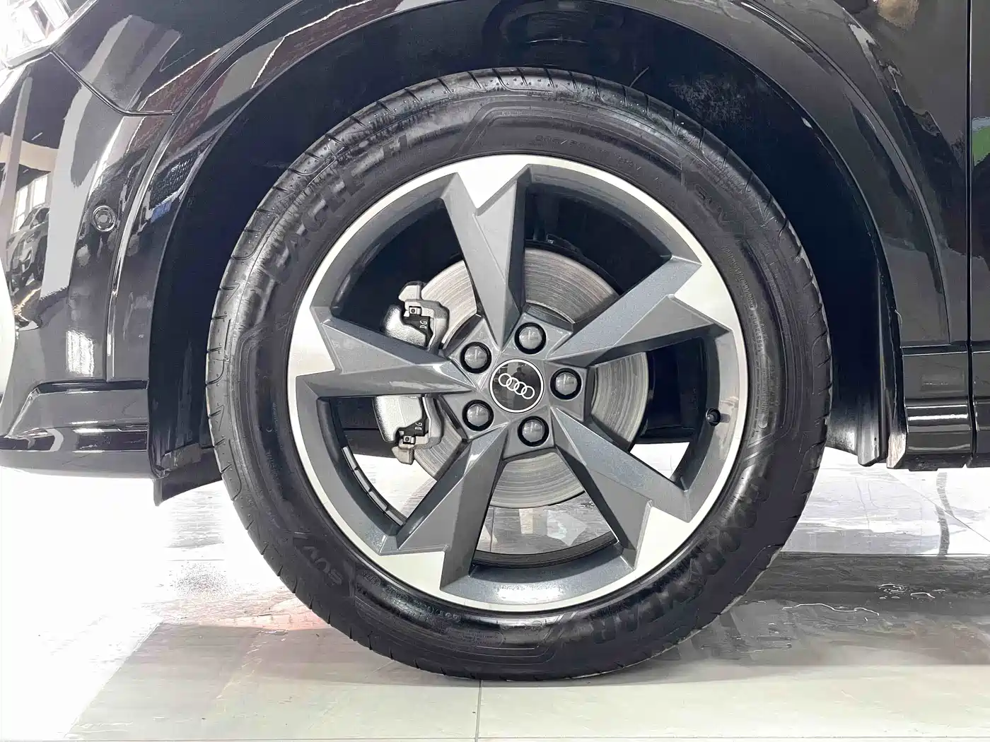 Audi Q3 2023 35 TFSI Fashion Dynamic (1.4T) фото 16
