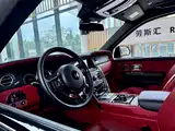 Фото 6 - Rolls-Royce Cullinan
