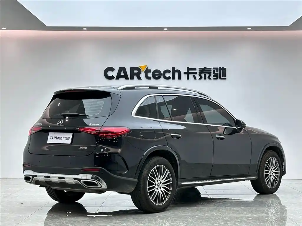 Mercedes-Benz GLC 2023 GLC 300 L 4MATIC Sport 5-Seater фото 5