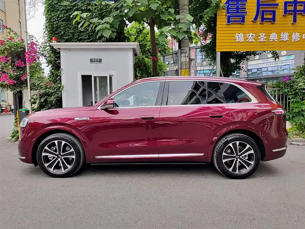 AITO Wenjie AITO M7 2026 Extended Range Ultra AWD 5-Seater фото 3