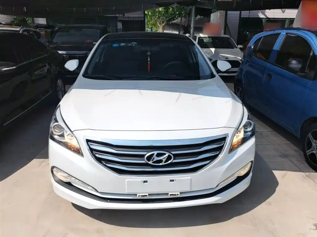 Hyundai Mistra 2016 1.8L Automatic Smart GLS фото 3