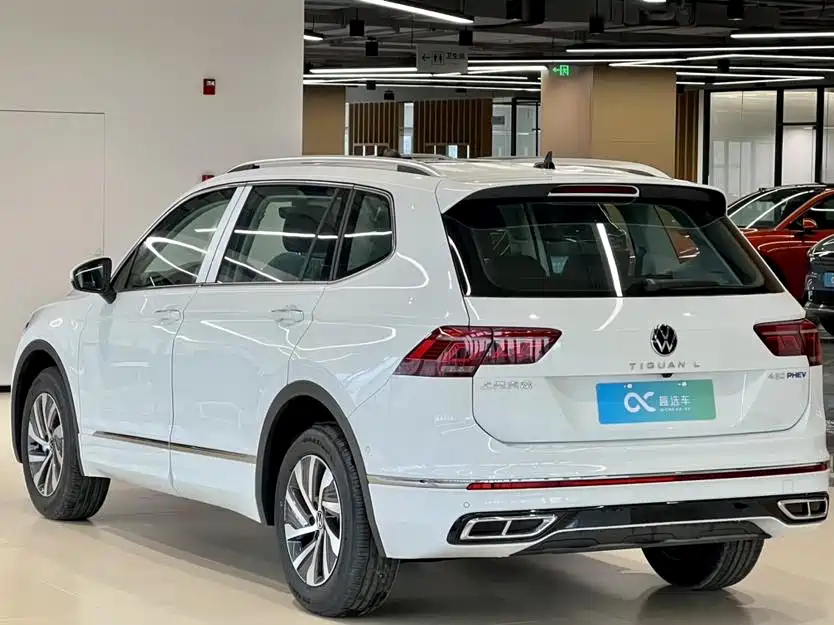 Volkswagen Tiguan L PHEV 2023 430PHEV Plug-in Hybrid Premium фото 5