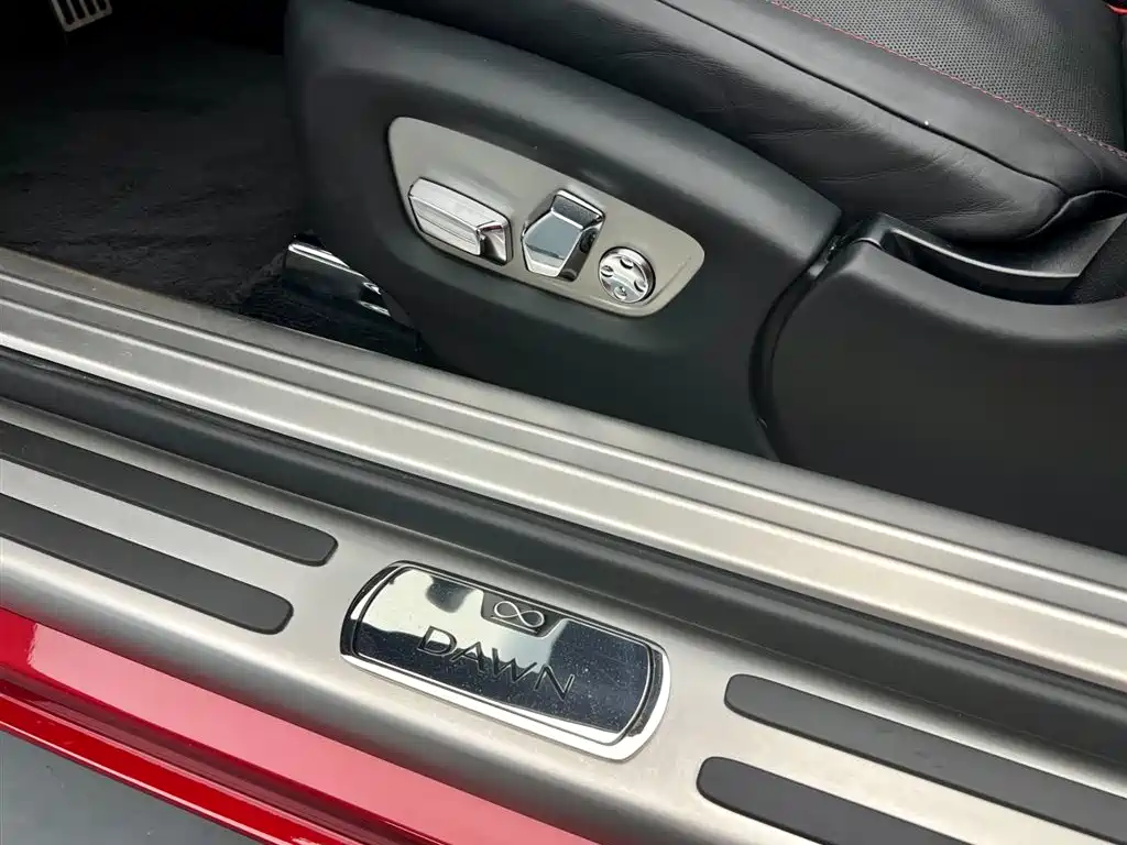 Rolls-Royce Dawn 2020 2018 6.6T Black Badge