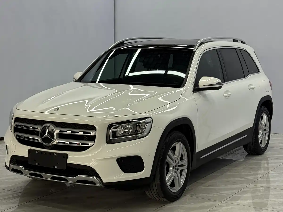 MERCEDES-BENZ GLB