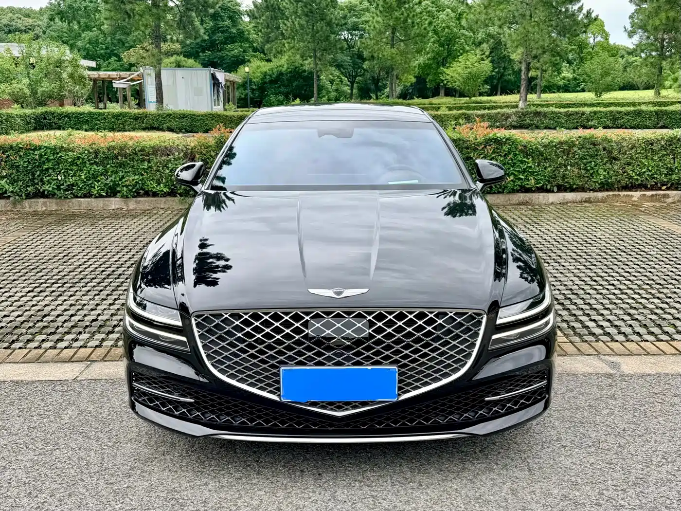 2023 Genesis G80